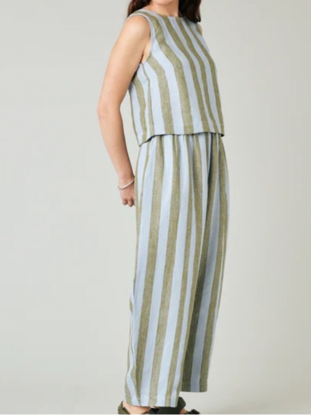 Beyond nine Mabel barrel leg linen trousers in aloe stripe size 2XS EUC
